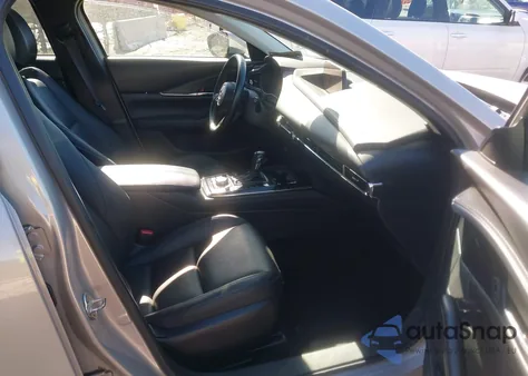 2023 Mazda Cx-30 2.5 S Preferred z USA, uszkodzony, nr VIN 3MVDMBCM8PM561388